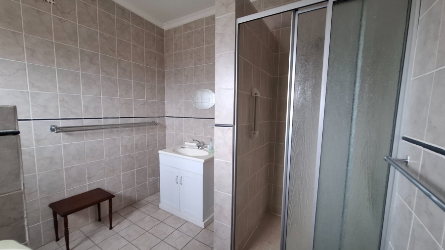 5 Bedroom Property for Sale in Witsand Western Cape